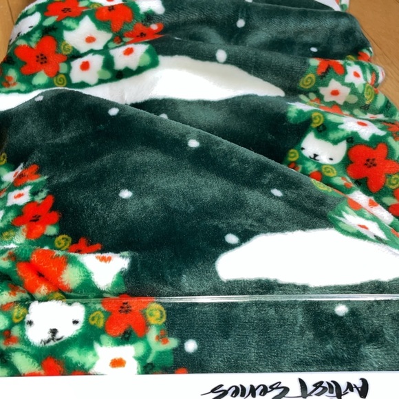🐱Soft & Cozy Cute Cats 🐱 in Christmas Tree 🌲 Fleece Holiday Blanket! NWT! - Picture 13 of 16